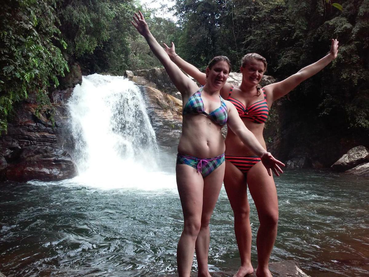 Rainforest Holiday Inn Deniyaya Esterno foto